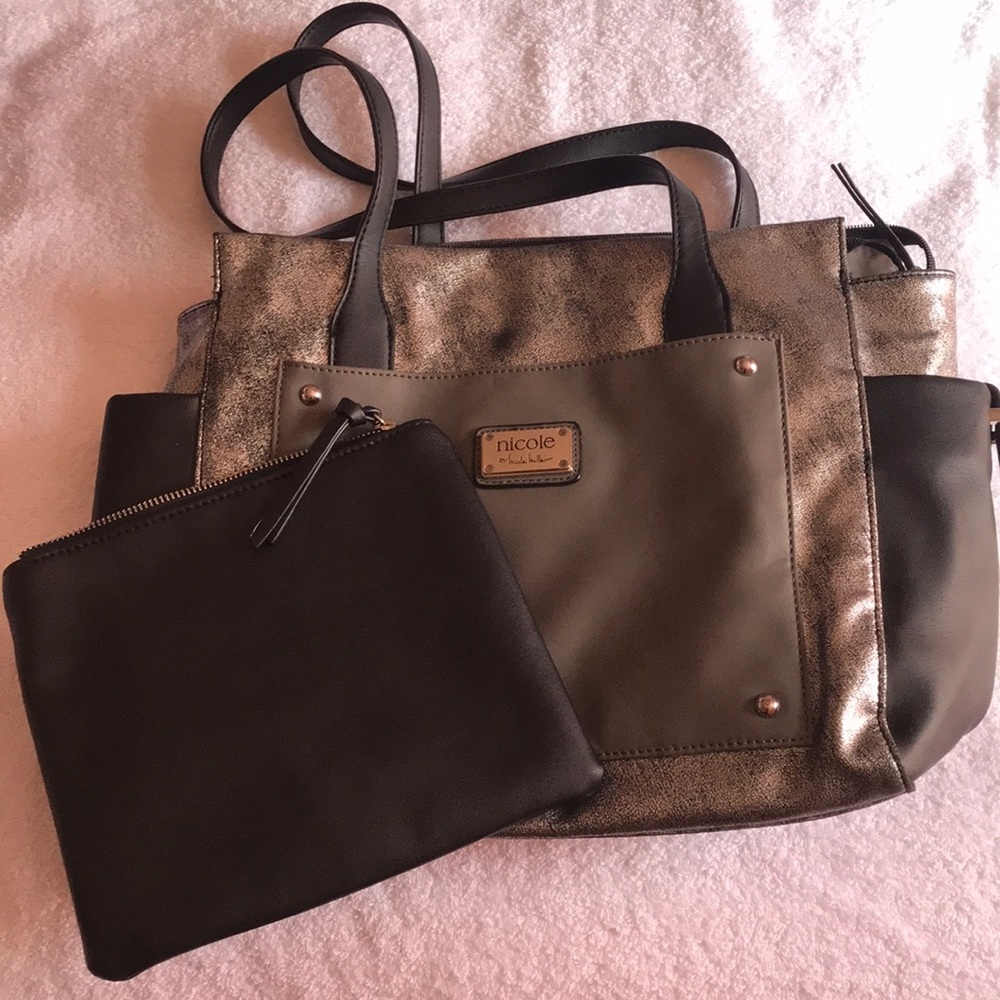 Nicole purse